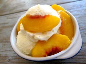 peaches ice cream