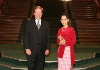 Ted Arnott Welcomes Head Of State Of Myanmar