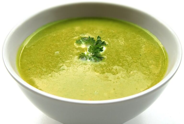Swoon Worthy Creamy Asparagus Soup